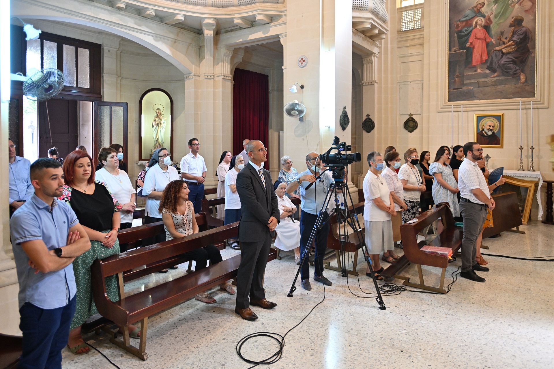 Mons. Joseph Galea Curmi qaddes quddiesa fil-Kappella tar-Ragħaj it-Tajjeb u bierek l-Uffiċċji l-ġodda tas-Segretarjat għall-Edukazzjoni Nisranija - 04/07/22

Aktar ritratti: knisja.mt/ritratti