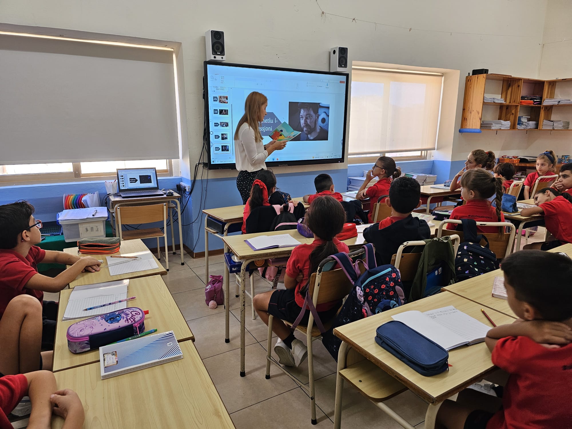 Jisimgħu l-għalliema taqra