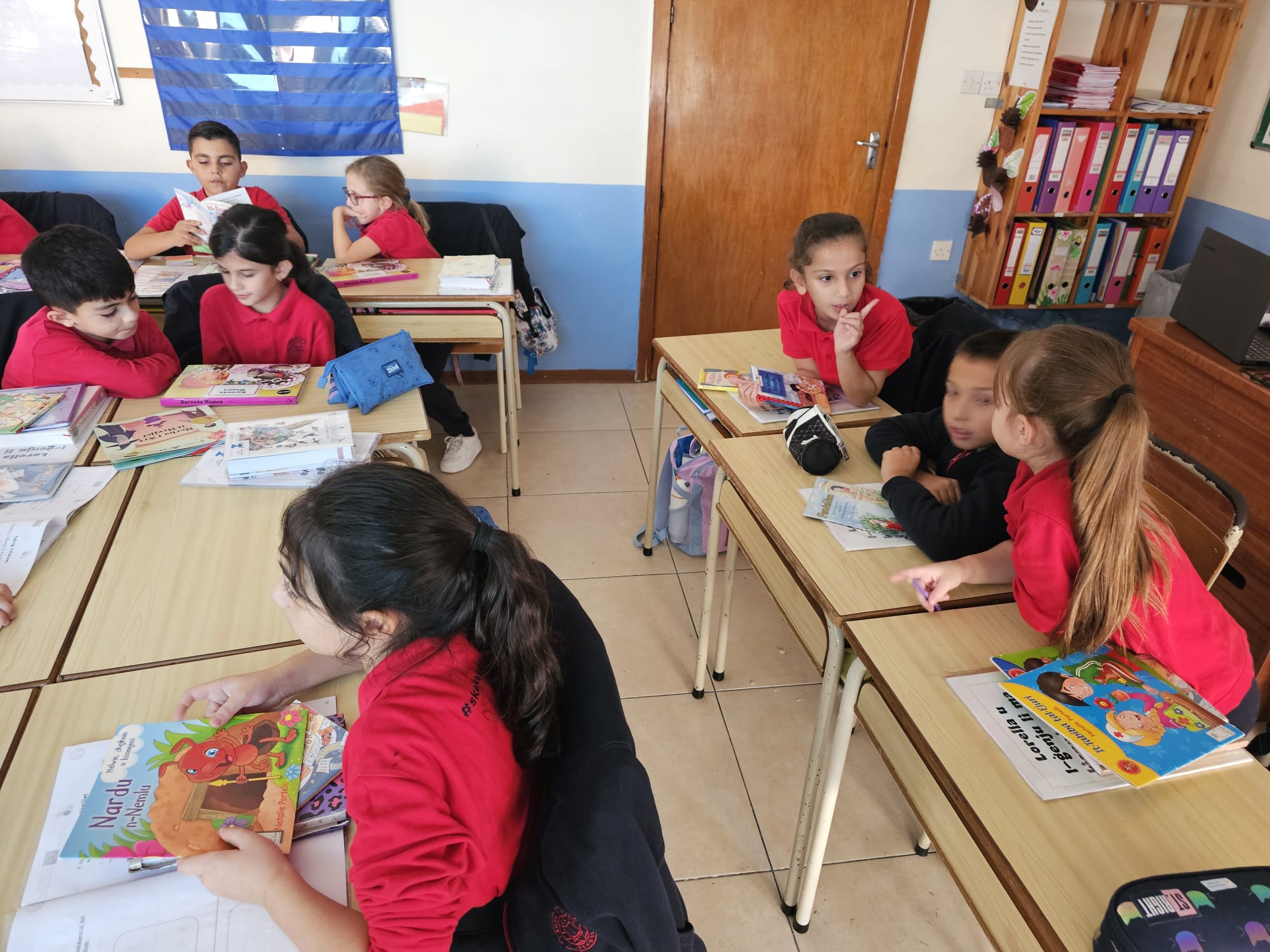 Nitkellmu dwar il-ħrafa.1